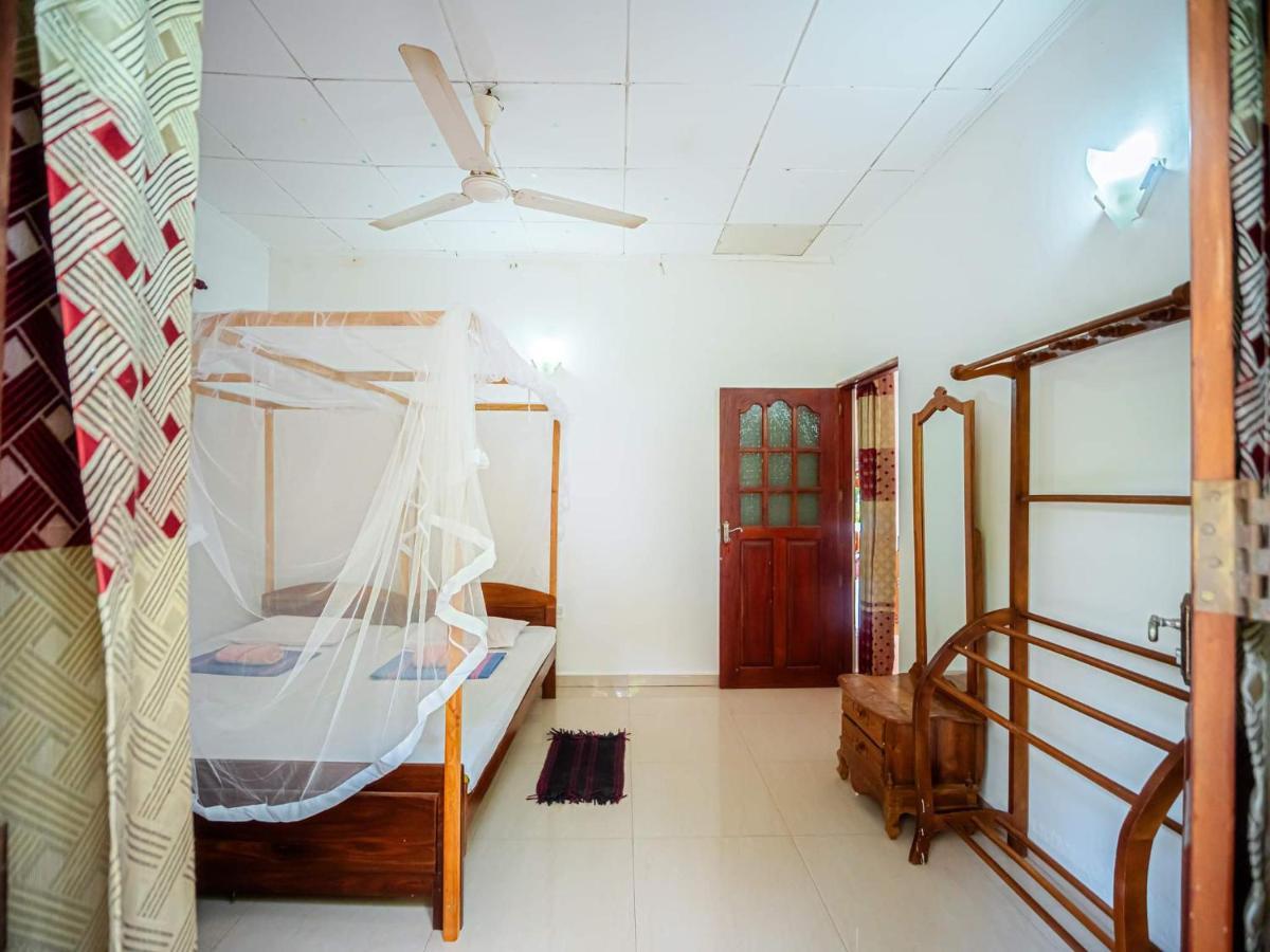Surfing Guest House Матара Экстерьер фото